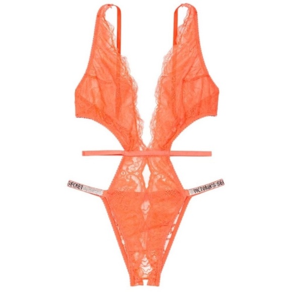 New! Victorias Secret Very Sexy Shine Strap Lace Crotchless Bodysuit 4339 - Picture 1 of 8